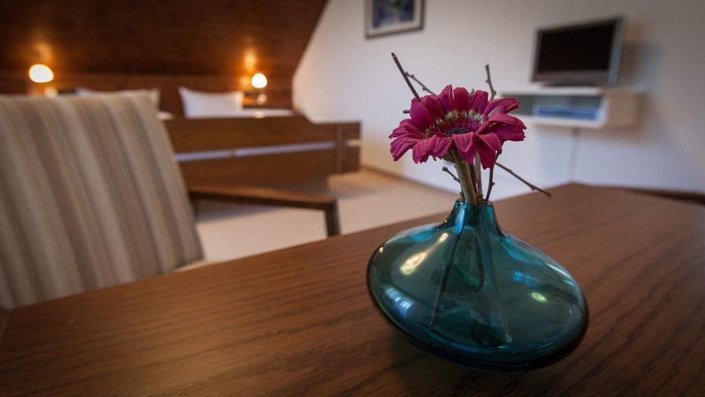 Gasthaus zum Hirsch Gutach Zimmer foto